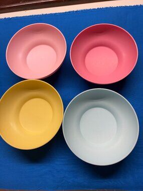 Tupperware Bowls and lids